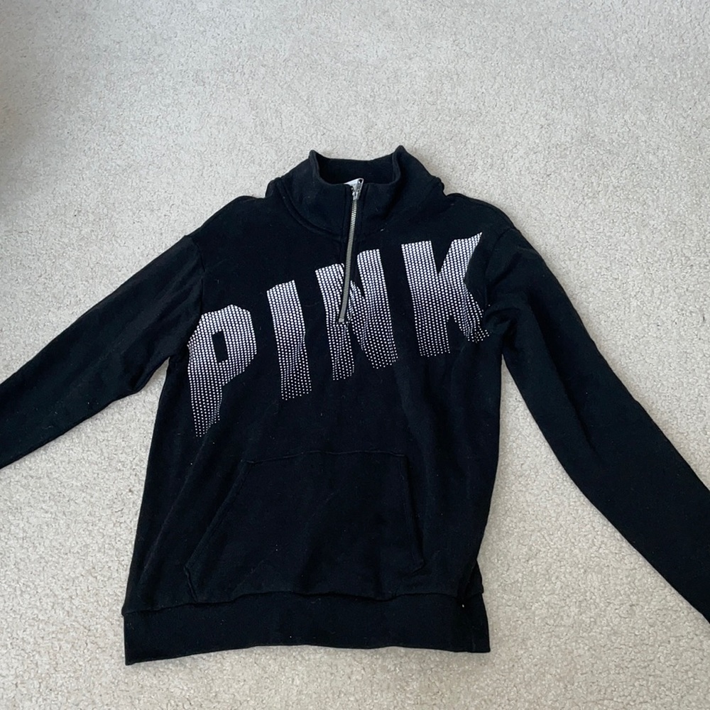 Barely worn quarter zip